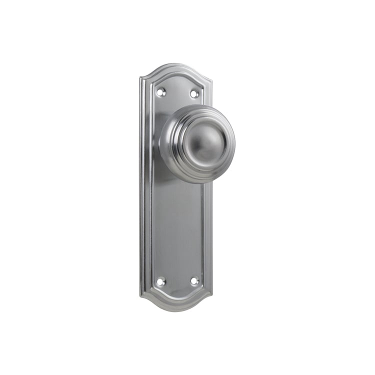 Kensington Door Knob – Long Backplate (Passage) – Satin Chrome - TradCo