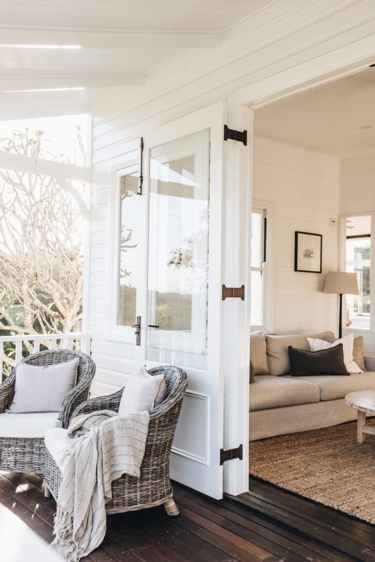 A Simple Guide to Understanding Door Hinges